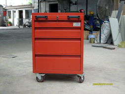 五金工具車腳輪 靈活移動與穩(wěn)定承載的關(guān)鍵組件